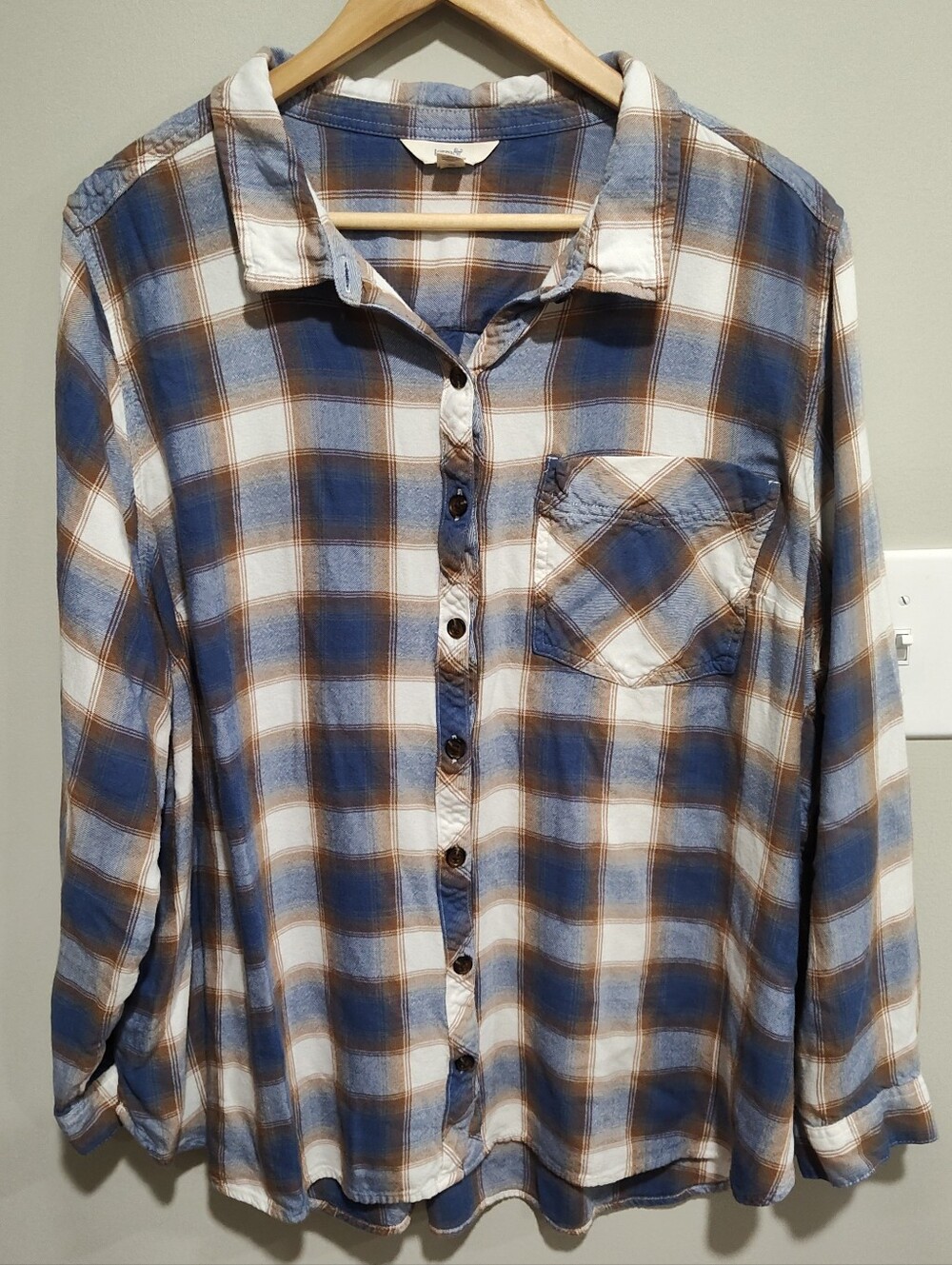 Terra & Sky Women's Plus Plaid Button-Down Shirt, Size 3X (24W-26W), Blue/White